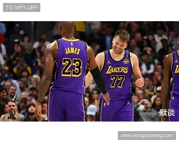 东契奇复出轰44分湖人凭里夫斯强势爆发力克灰熊豪取关键大胜利