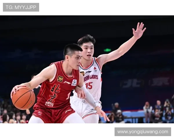 CBA季后赛北京对北控陈盈骏爆发率队上演精彩对决集锦全程回顾